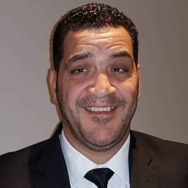 طاهر أبو ليلة