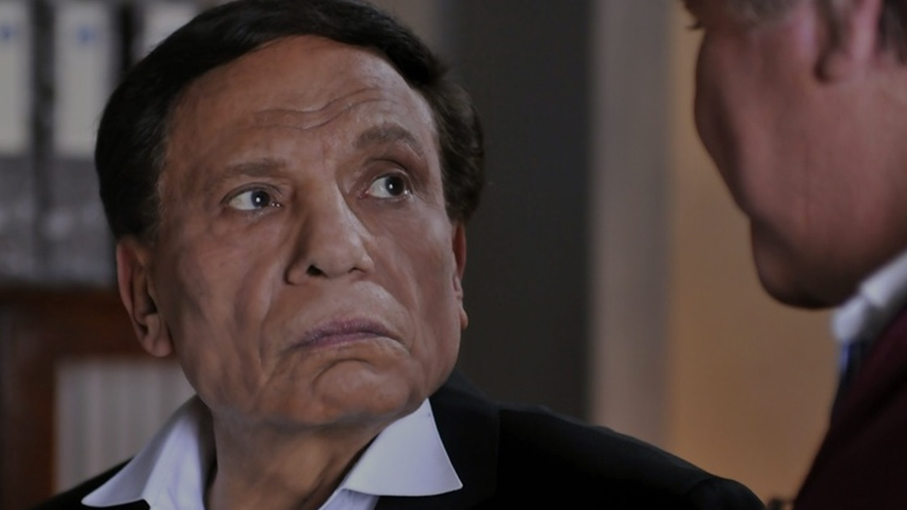 بعد إعلان اعتزاله لنستذكر سوياً وجوه النجم عادل إمام الأيقونية